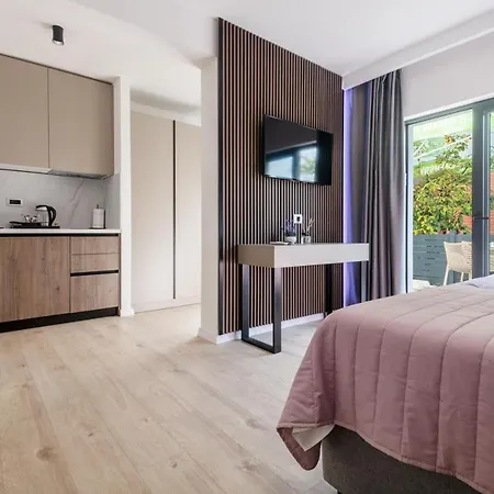 Guest house Golden *